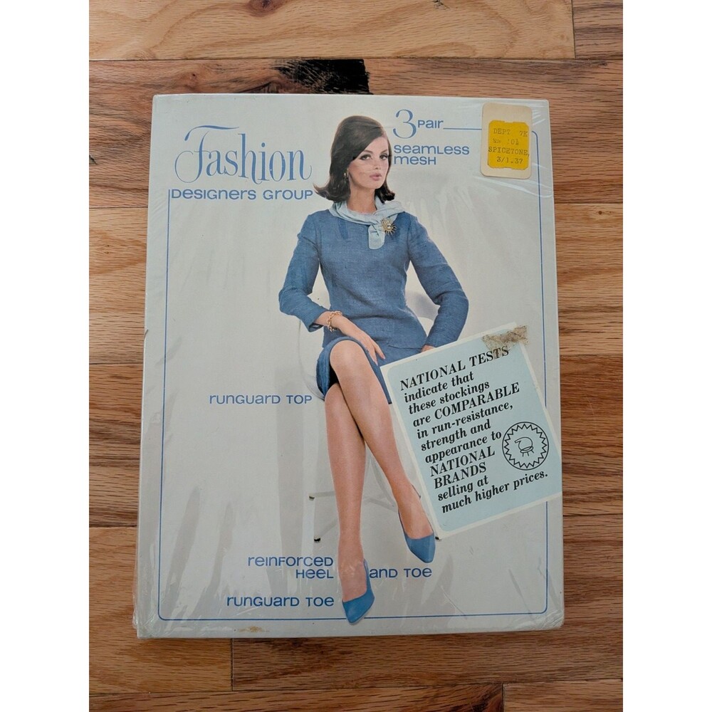 Vintage Nylons 1960s NIB NOS 3 Pair Brown Seamless Mesh Spicetone 10.5